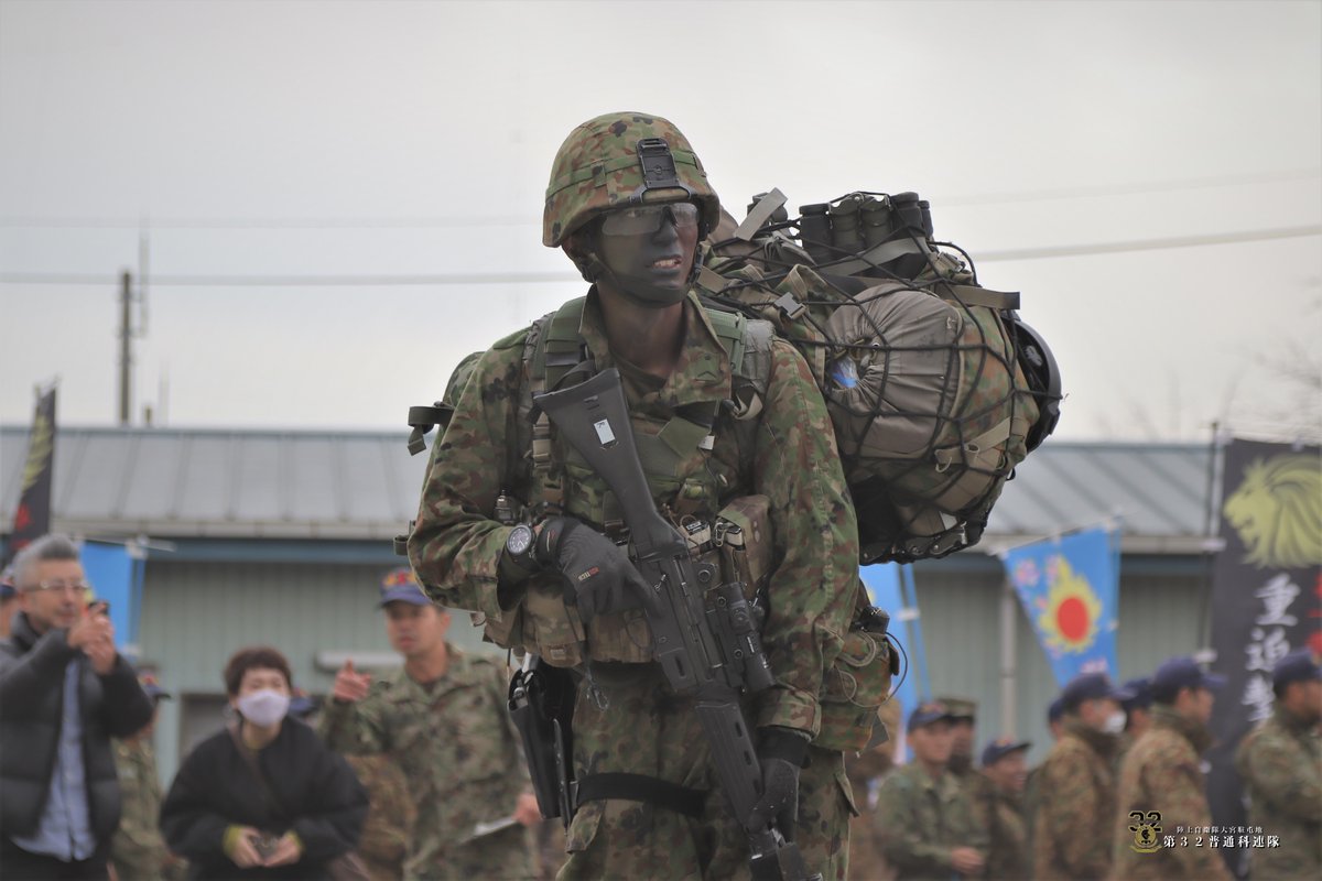 第1師団 が実施した #レンジャー教育 に参加中の #32連隊 の隊員が任務