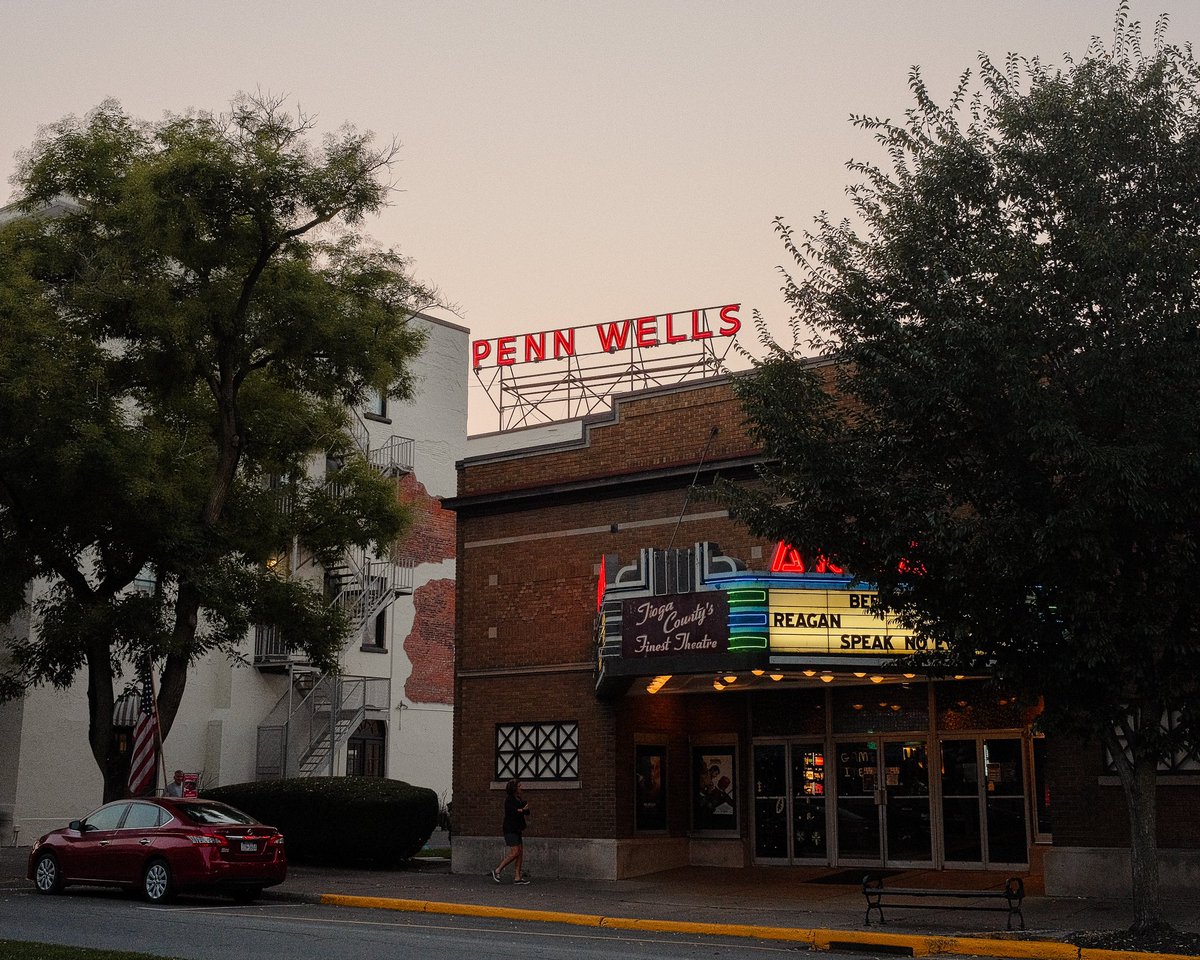 Signage of Wellsboro 

#x100v #fujifilm
