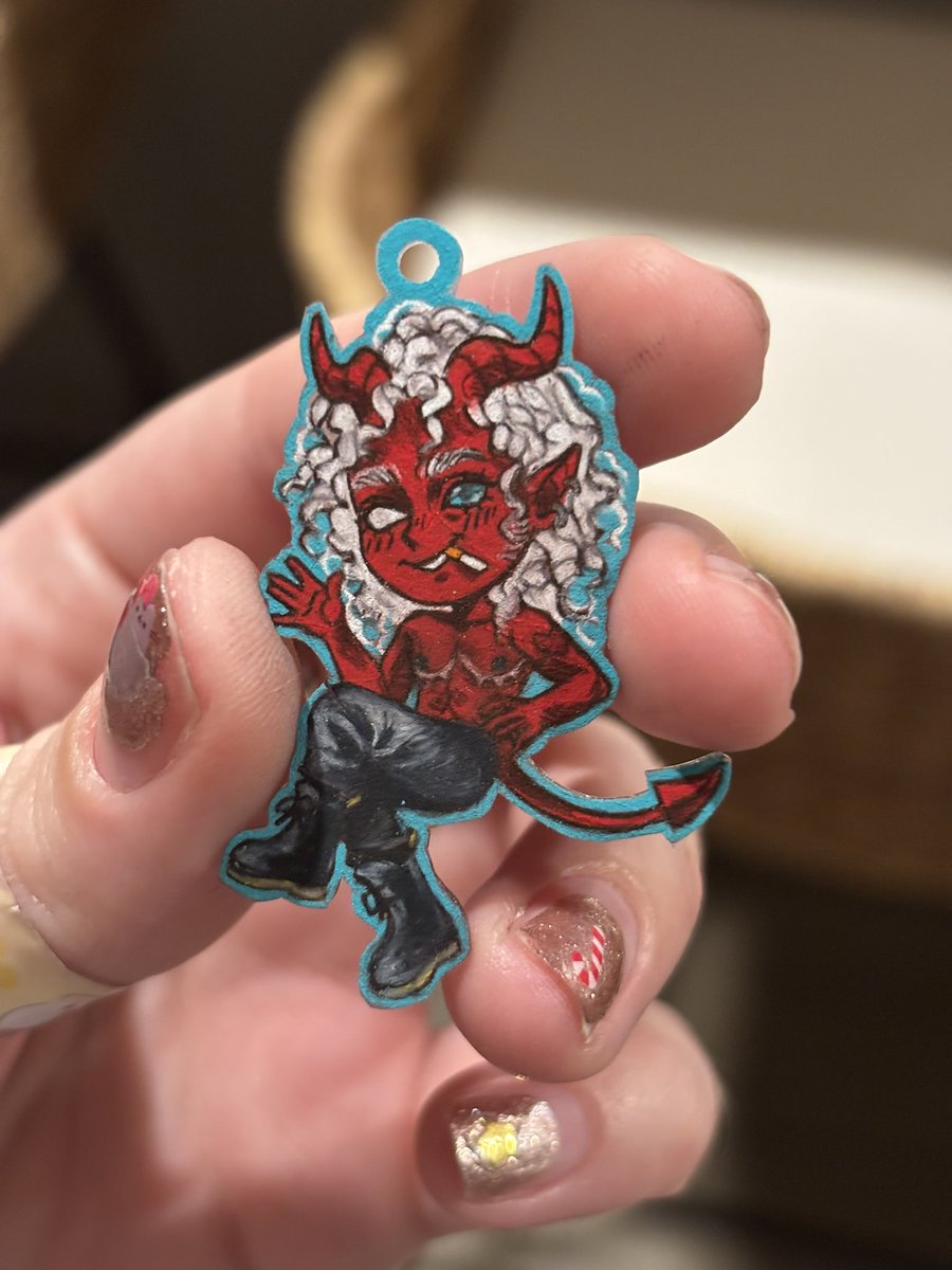 spaceelf_art's tweet photo. We are all going to ignore my scary nails and instead focus on this perfect tiny incandescence shrinky dink I made https://t.co/IPs9H9W3fX