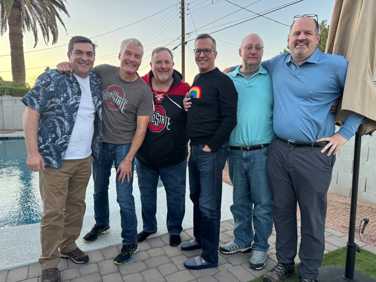 419toGo's tweet photo. Found Rob and had a great day catching up with him. Not sure why we waited 34 years. https://t.co/wbbJCfbflc