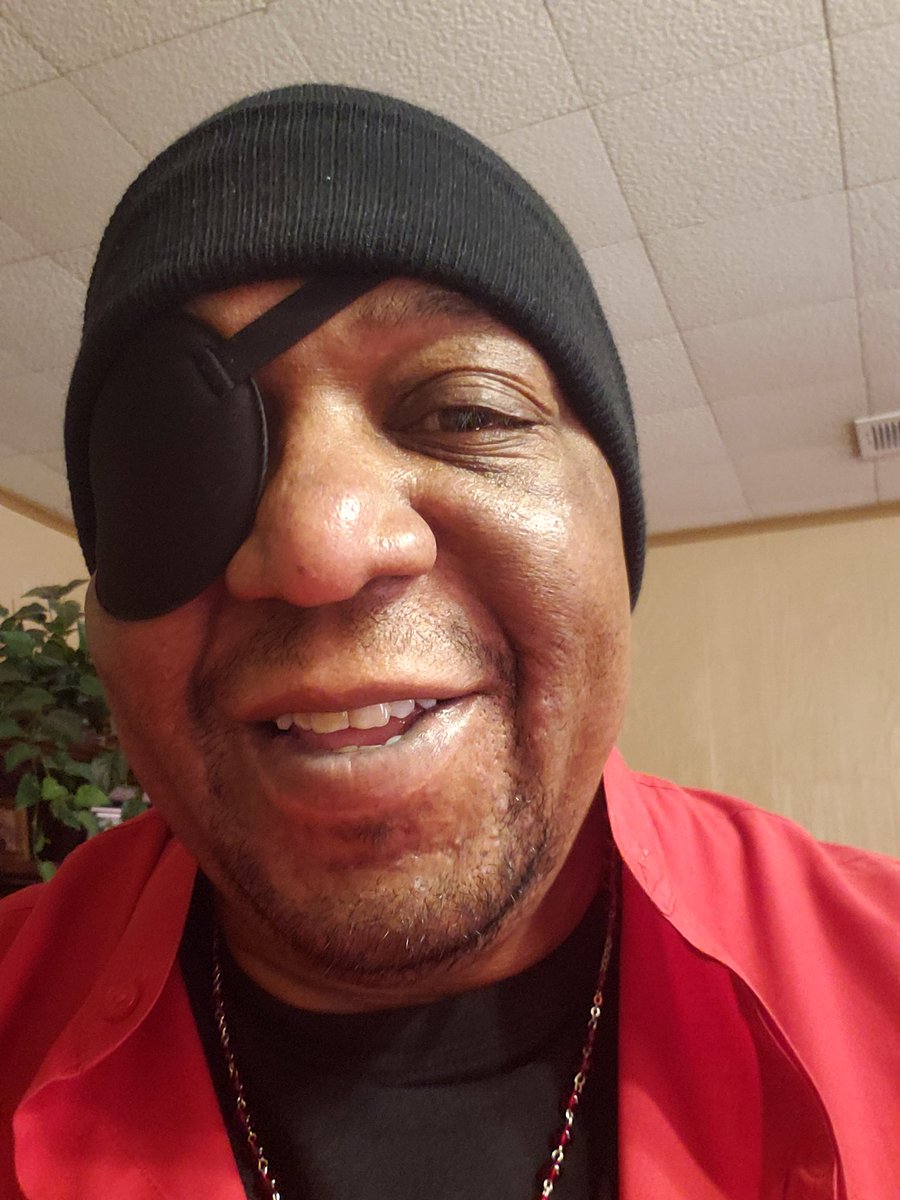 dwayne77p's tweet photo. Just checking in! <South Star> https://t.co/dtCpb5HnDJ