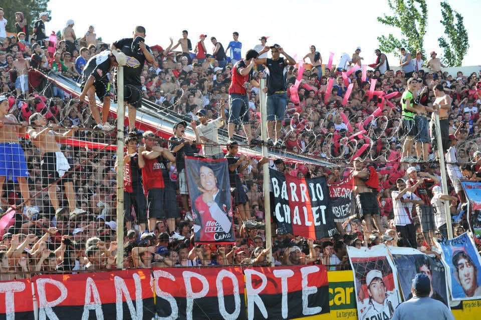 ¡¡Hoy vuelve a jugar el único campeón de la ciudad, hoy juega Colon!!