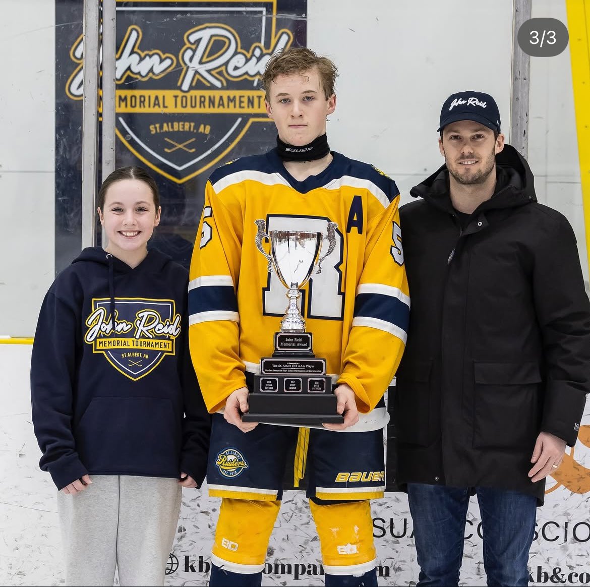 SFSstalbert's tweet image. Congrats to @SabresRaiders players and great customers Roan Greschuk who received the @JRMT15AAA Heart and Hustle award and to Chase Huberdeau who made the 2nd All star team for the tournament #johnreid