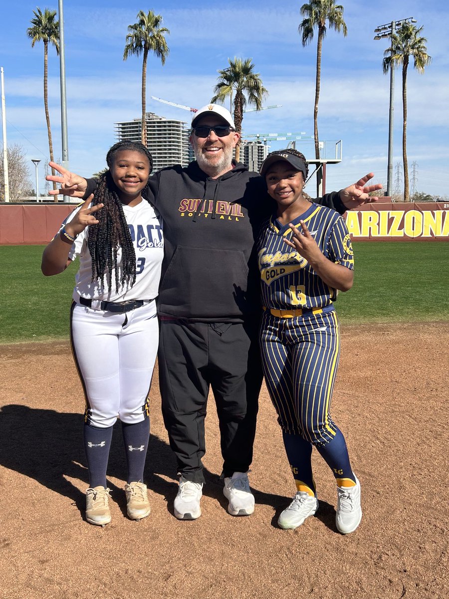 ag132010's tweet image. Grateful for the amazing experience with @ASUSoftball Thank you for the memories, lessons, and the incredible time on the field. Go Sun Devils! 💛❤️ #ForksUp #SunDevilSoftball @jazzvesely @14ujazz @Coach_JBloomer @coachcbartlett @JMan4514