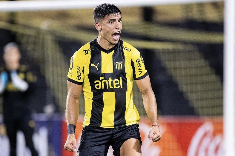 Te extraño, te lloro, qué lindo arruinarse con vos
Te juro, linda, me está costando mucho
Termino los días cansado de extrañarte