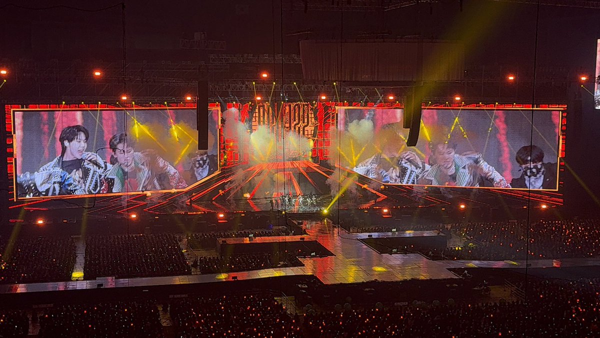1h2c7j_'s tweet photo. #NCT127_NEOCITY_THE_MOMENTUM 🇰🇷 https://t.co/3abtyyjy5q