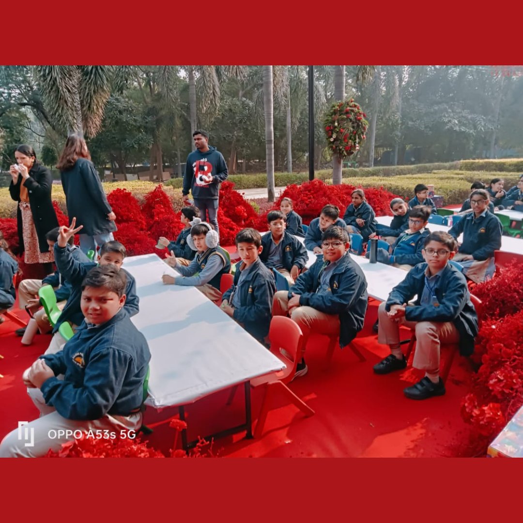 SalwanSchool's tweet photo. An unforgettable day at Kiran Nadar Museum of Arts! Students walked through stunning artworks, performed theater acts, immersed themselves in storytelling, and expressed their creativity in art & craft workshops on 20th December 2024.
#KNMA #ArtEducation #CreativeWorkshops https://t.co/Hpn2ugsXeg