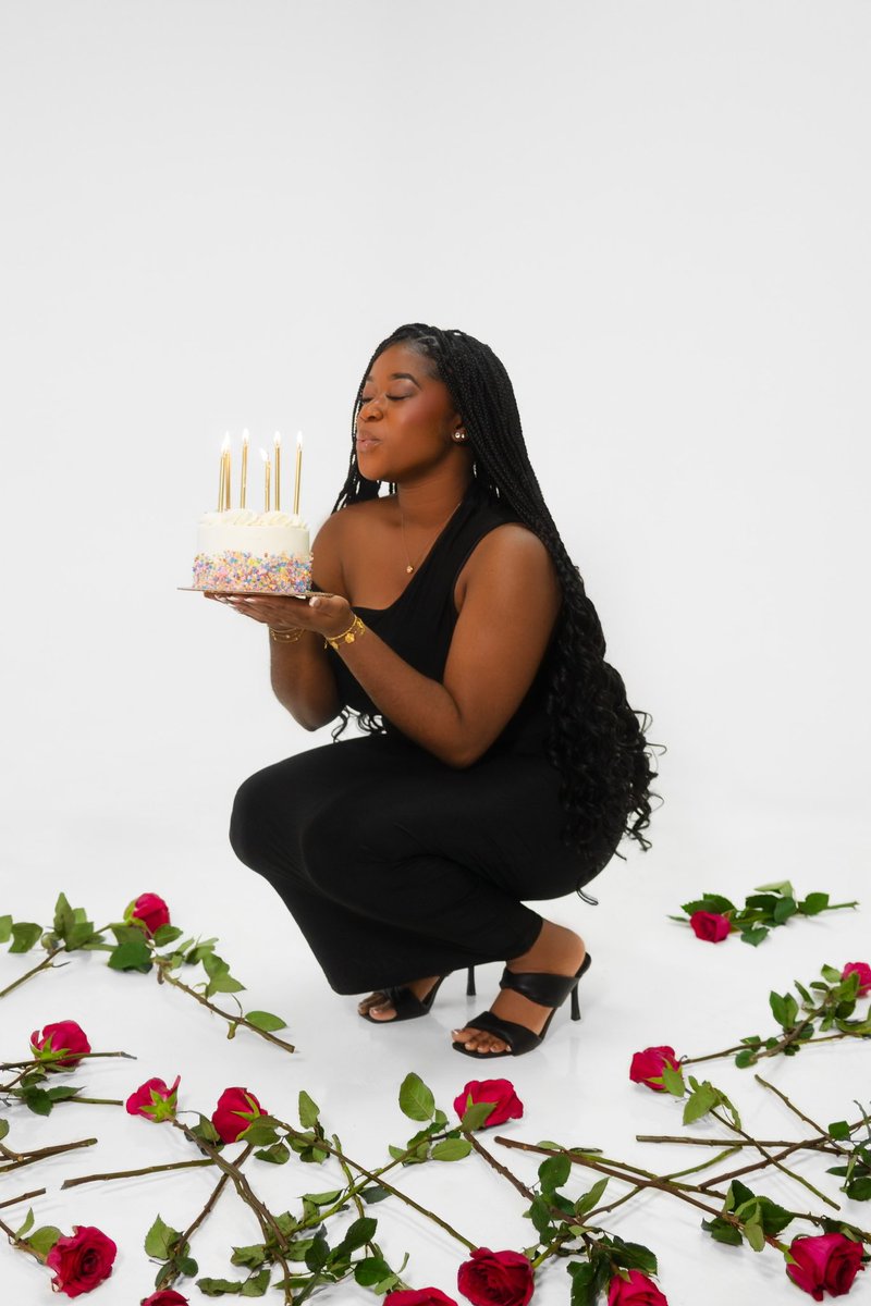 nickirich14's tweet photo. Thank you God for adding another year. Happy 25th birthday to meee.  🥳❤️ https://t.co/Zj3AlocfdW