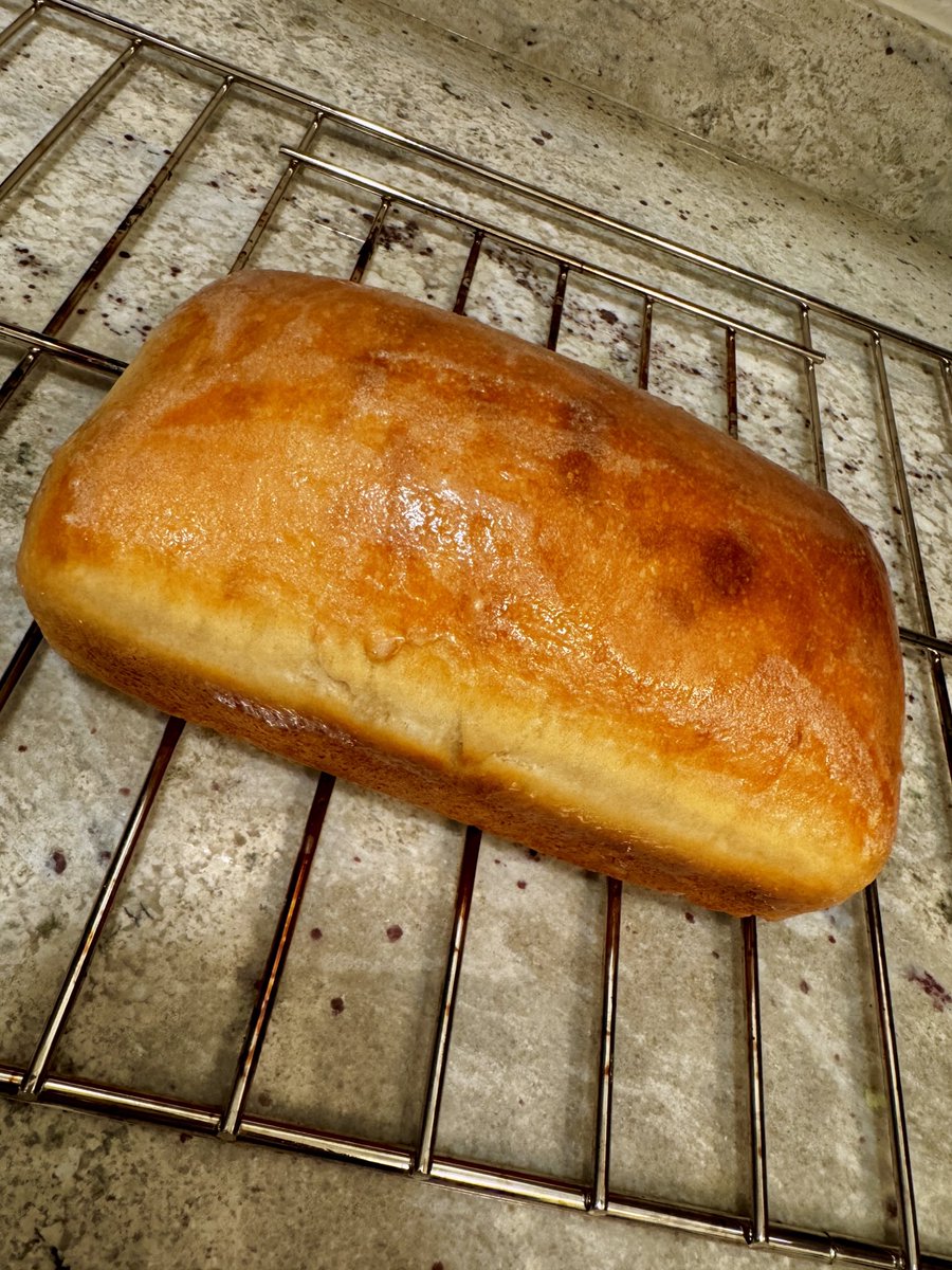 dyeeannaa's tweet photo. A day of learning..✨🫶🏽
fresh sandwich bread 🥹 https://t.co/wb2eT84E4H