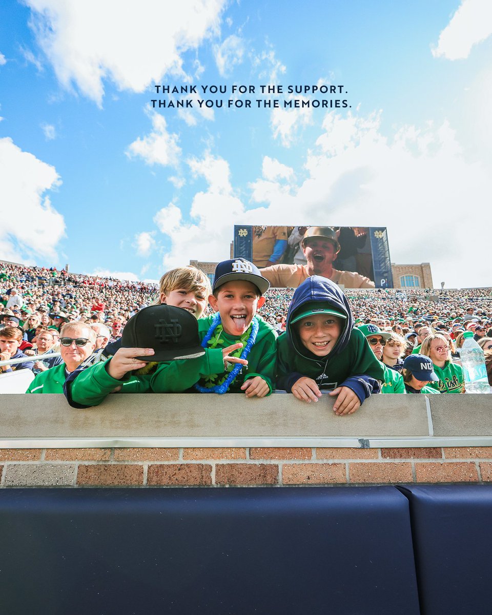 FightingIrish's tweet image. LOVE THEE 💚

#GoIrish