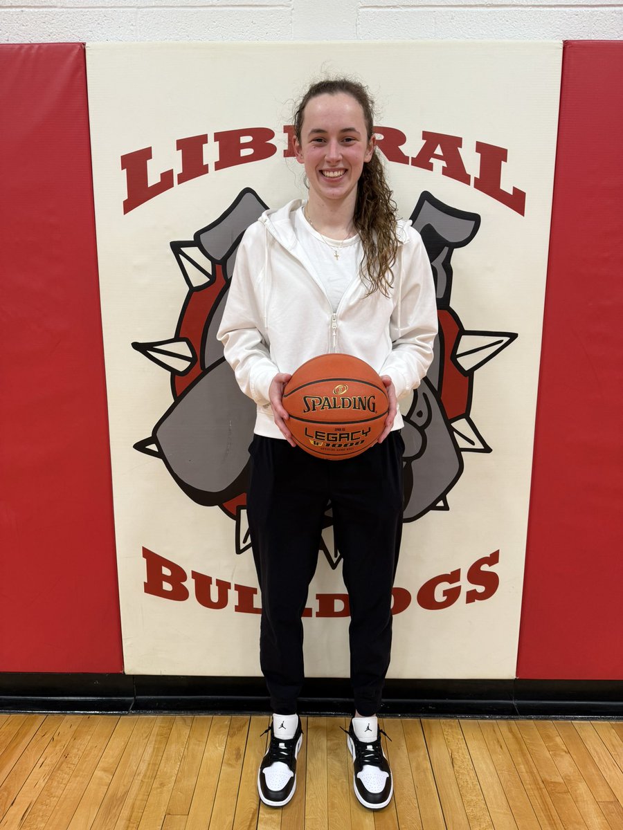 Pamela Clemensen (@pamclemensen) on Twitter photo Congrats <a href="/LiberalBulldogs/">Liberal MO Bulldogs</a> SR <a href="/taylorswarnes/">Taylor Swarnes</a> who broke TWO Tony Dubray Tournament Girls records tonight in their 65-28 WIN over NEVC! Most points scored in a single game with 51 points! Most 3-pt FG in a game with 12 of the 3-pt FGs! <a href="/koamfox14sports/">KOAM & FOX 14 Sports</a> <a href="/OzarksOzone/">Ozarks Sports Zone</a> <a href="/Jim_Henry53/">@Jim_Henry53</a> Congrats <a href="/LiberalBulldogs/">Liberal MO Bulldogs</a> SR <a href="/taylorswarnes/">Taylor Swarnes</a> who broke TWO Tony Dubray Tournament Girls records tonight in their 65-28 WIN over NEVC! Most points scored in a single game with 51 points! Most 3-pt FG in a game with 12 of the 3-pt FGs! <a href="/koamfox14sports/">KOAM & FOX 14 Sports</a> <a href="/OzarksOzone/">Ozarks Sports Zone</a> <a href="/Jim_Henry53/">@Jim_Henry53</a>