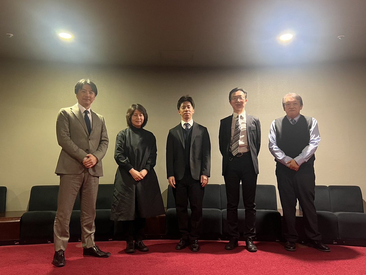 第四回冬季演奏会
お世話になった審査員の先生方です。
1日23団体の熱演を丁寧に審査して下さいました。
ありがとうございました！

#吹奏楽部 #高文連 #吹奏楽専門部会