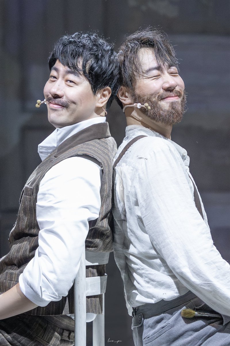 liro_pic's tweet photo. 2024 빈센트 반 고흐

빈센트 반 고흐 #박유덕
테오 반 고흐 #박유덕

🌻CROP🌻 https://t.co/7TDqOJMTbW