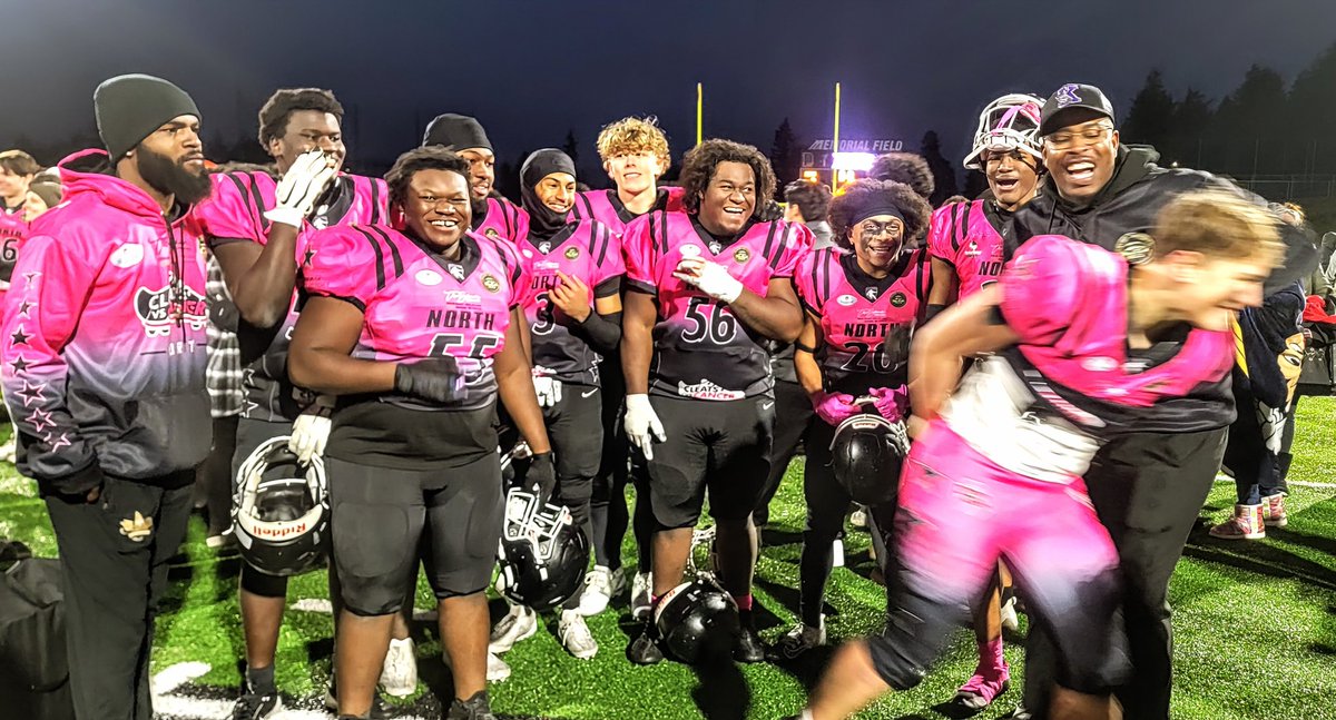 bellabijou77's tweet photo. @CoachMaccKamiak I want to thank you for everything. You give so selflessly to these young men. This was such a great cause, and to see our boys play together one more time was such a privilege and honor! #cleatsvscancer2025 #kamiakfootball #brothers https://t.co/1nc8EmaRL5