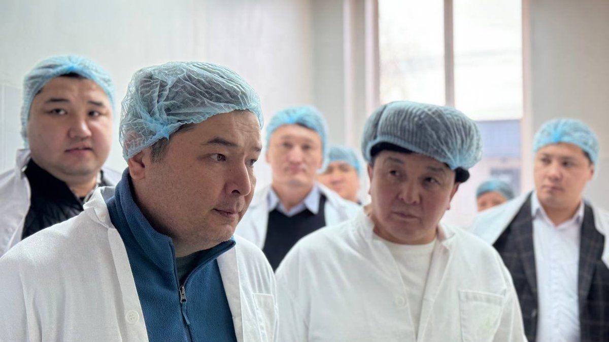 Руководство МЭК КР ознакомилось с деятельностью предприятий Чуйской области.
mineconom.gov.kg/ru/post/10752