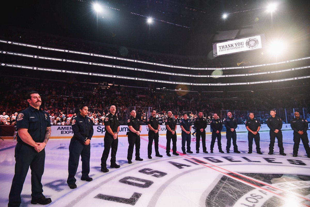 LAKings's tweet photo. Thank you first responders 🖤 https://t.co/eDlYh7wPeU