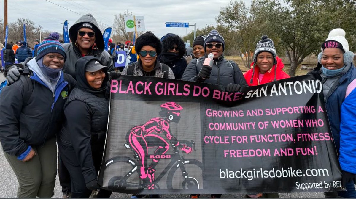 Pedal_SATX's tweet image. Marching with a purpose! 
#MLKDay #mlkmarch