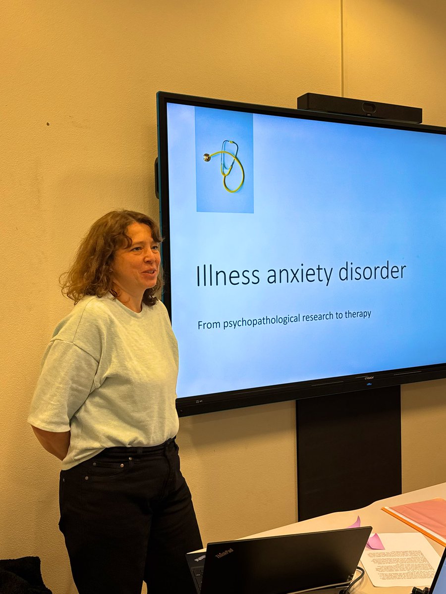 Ann Meulders (@meuldersann) on Twitter photo Time flies when you are having fun! Last week’s meet-the-expert session in my Research Master course Bodily Distress Disorders <a href="/maastricht_fpn/">Maastricht Uni FPN</a> featured <a href="/AnnaPohl/">Anna Pohl</a> about #illness #anxiety and this week we had <a href="/RilanaCima/">Rilana Cima</a> on #tinnitus! Thanks for the interesting discussions! 🙏🏼 Time flies when you are having fun! Last week’s meet-the-expert session in my Research Master course Bodily Distress Disorders <a href="/maastricht_fpn/">Maastricht Uni FPN</a> featured <a href="/AnnaPohl/">Anna Pohl</a> about #illness #anxiety and this week we had <a href="/RilanaCima/">Rilana Cima</a> on #tinnitus! Thanks for the interesting discussions! 🙏🏼