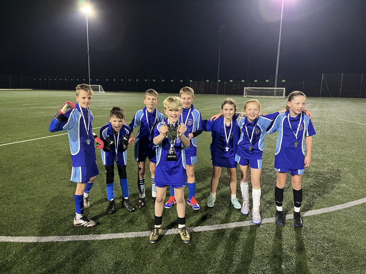 RustingtonCPS's tweet image. On Monday 20th January the mixed year 5/6 football team took part in a football tournament against 5 other local schools. They absolutely smashed it and came first, well done Rustington! Everyone on the team showed great sportsmanship. A well deserved win!
🏆🥇⚽️