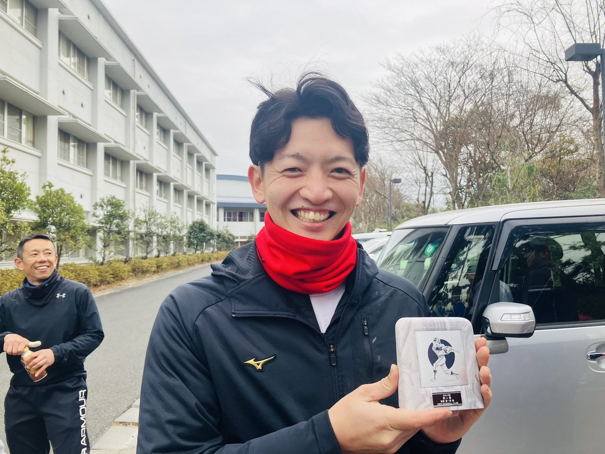 wienBBC's tweet photo. 【活動報告】

1月19日は県内Gにて今年初の全体練習を行いました！

活動後mtgでは、昨年の納会で欠席のため表彰できなかった選手の表彰を行いました！

【2024年表彰者】
期待賞　森田　響(#14)
新人賞　猪飼　修一郎(#8)
特別賞　井上　隆太朗(#30)

受賞された方々、おめでとうございます🎉 https://t.co/cV7Ct811ro