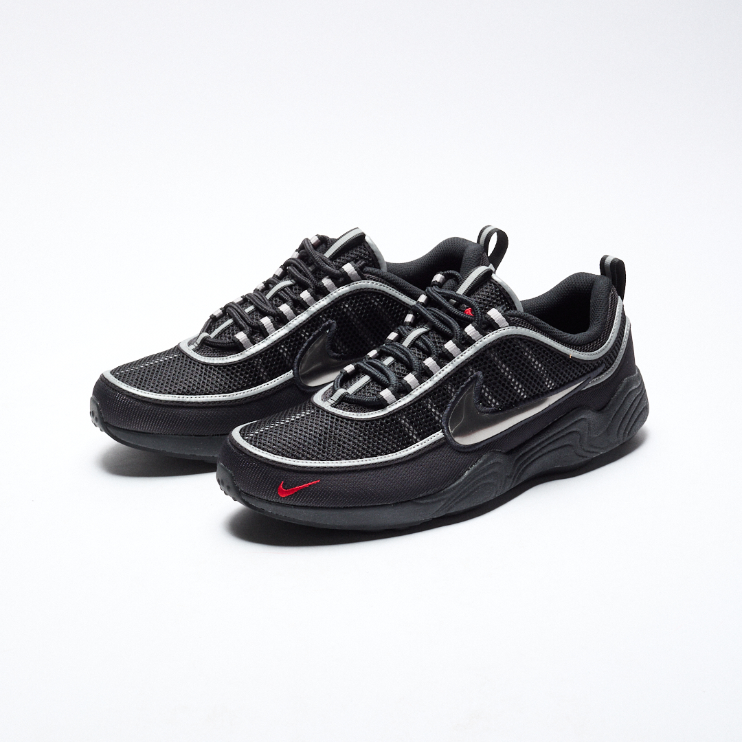 Nike Air Zoom Spiridon 'Black and
Sport Red' // Available Friday, 1/24 at all UNDEFEATED
Chapter Stores and Undefeated.jp

<a href="/Nike/">Nike</a>