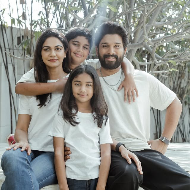 Movie Updates tweet media