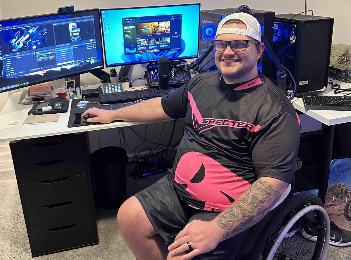 We would like to officially welcome our good friend <a href="/ItsScottyWheelz/">ScottyWheelz</a> to the Specter Esports family. he will be joining our other WZ players &amp; the Kick team as a creator. Please show him some love &amp; welcome him!

kick.tv/scottywheelz