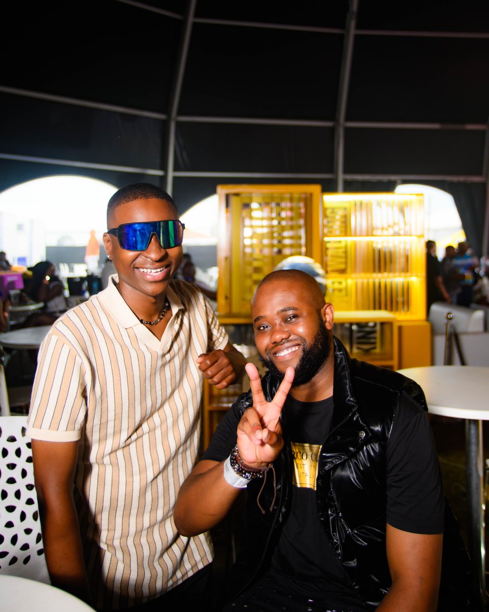 Abantu bebebahle haibo🥳

Let’s see your BIG Week outfits in the comments 😜🏝️