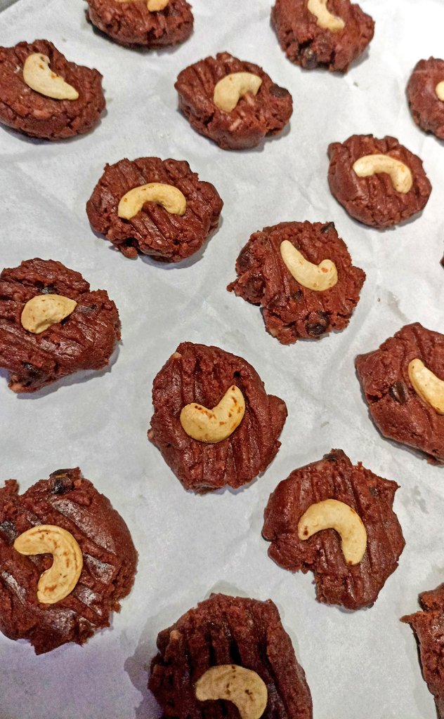 Setelah sekian lamaaa akhirnya bikin kue kering lagiiii 😁