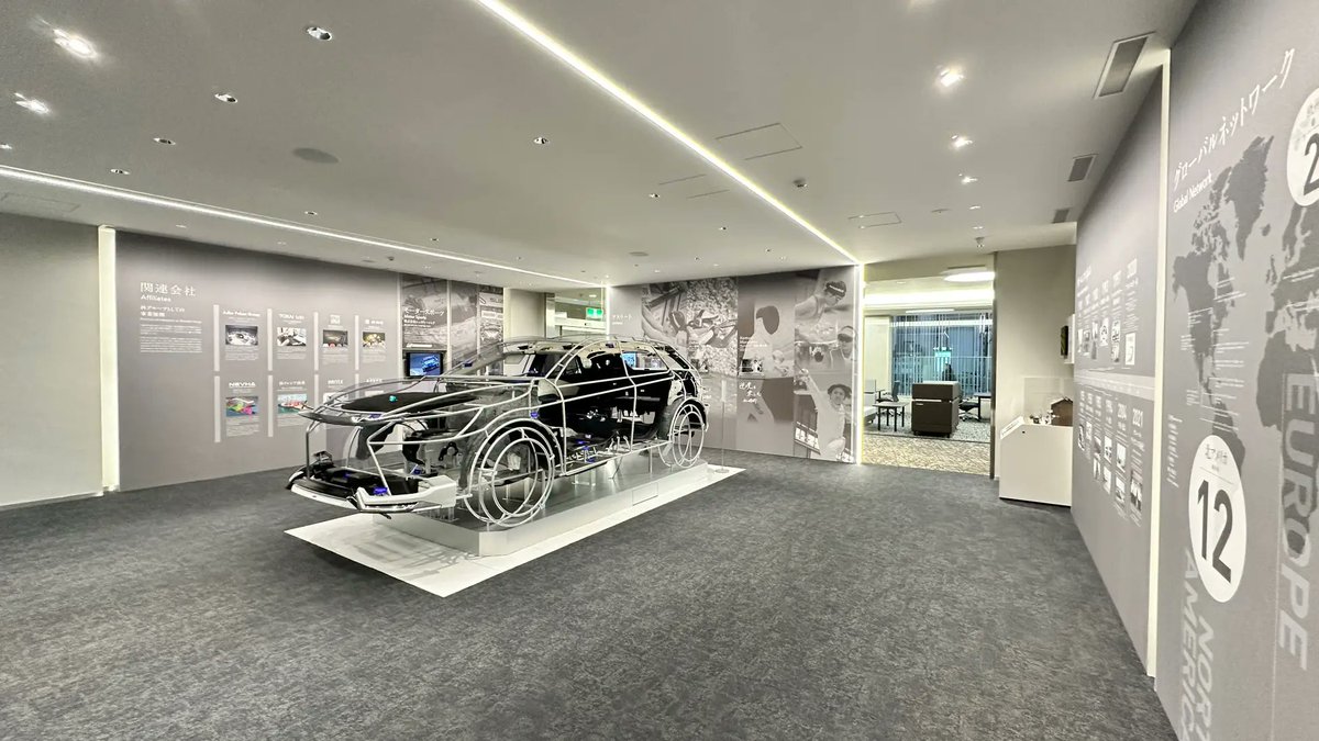 自動車内装部品の総合メーカー林テレンプ、本社オフィス1Fに