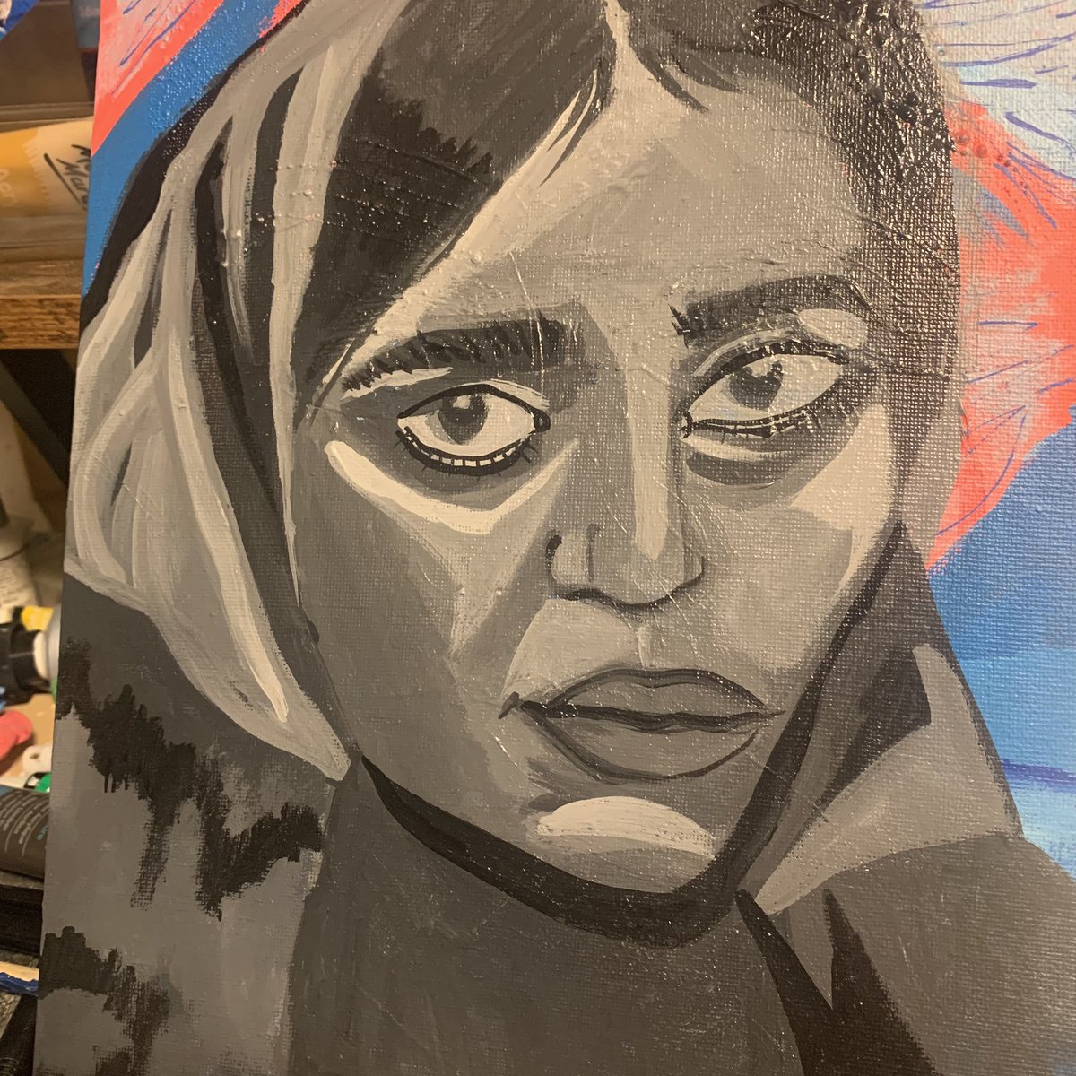 Here’s the process of one of my moody #paintings.

#acrylicpainting #portraitpainting