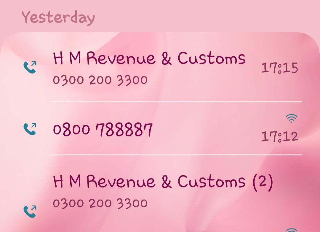 Mutley1974's tweet photo. @HMRCcustomers All of these - the 17:15 was the one that put me on hold and then hung up https://t.co/UsO0bl2Ue3