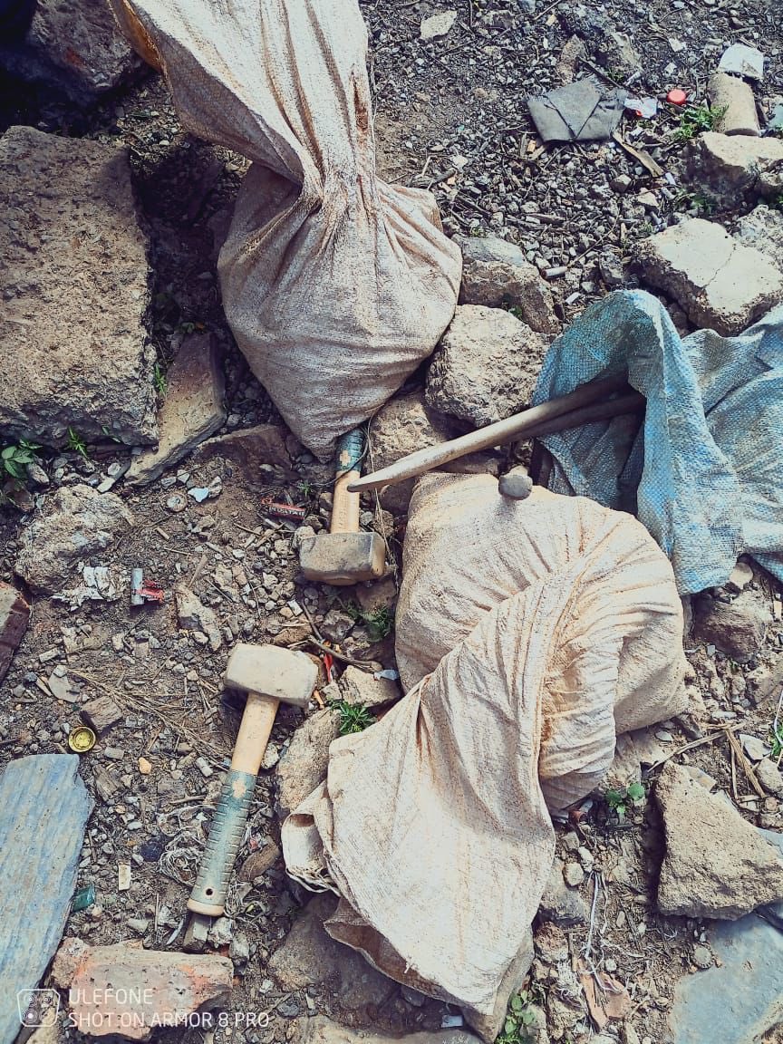 EMPD Intervention Unit Officers were conducting an illegal mining operation at 04:30 in the Primrose Germiston area at the Marathon informal settlement, East Rand.

An officer was confronted by a group of males who opened fire at officials using a Rifle and 9mm and Revolver