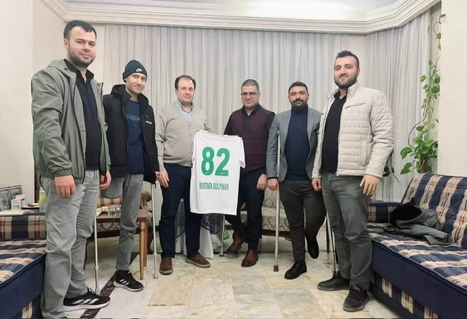 MehmetEmin62818's tweet photo. Türkiye Bedensel  Engelliler Spor Federasyonu Onursal Başkanımız Karacadağ Gençlik Kültür ve Spor Derneği (KAGES) Başkanı Sayın Mustafa Gülpınar’ı makamında ziyarette bulunduk. Başkanımızın kabulleri için teşekkür ederiz. 
Mustafa Gülpınar.              @mhgulpinar https://t.co/bXH4MWtBB9