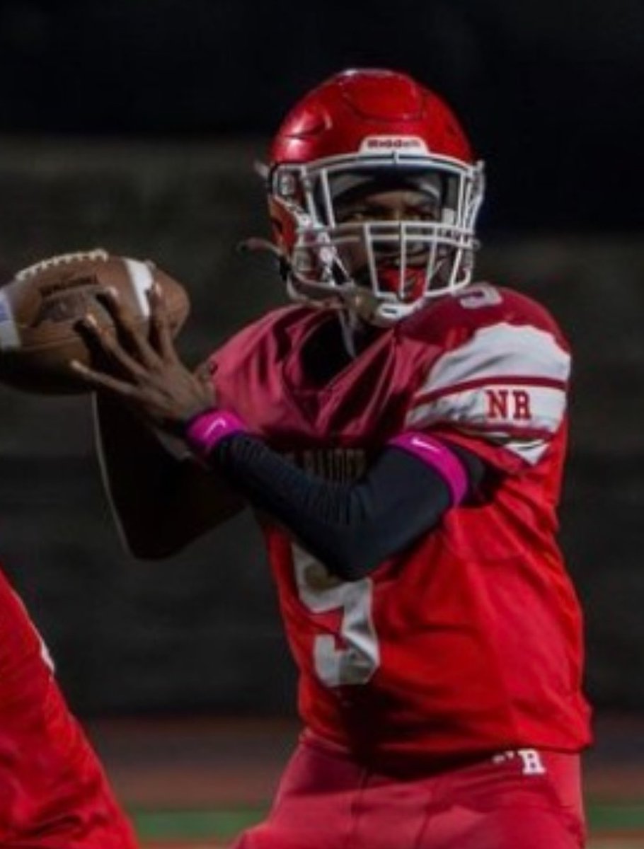 quarterbackmag's tweet photo. @Qbmike1 is a quarterback driven by excellence. His strong arm, quick decision-making, and ability to read defenses set him apart. A natural leader on and off the field, he pairs relentless work ethic with discipline, always striving to elevate his game and his team.  

🔗 https://t.co/NziAfPmoxF