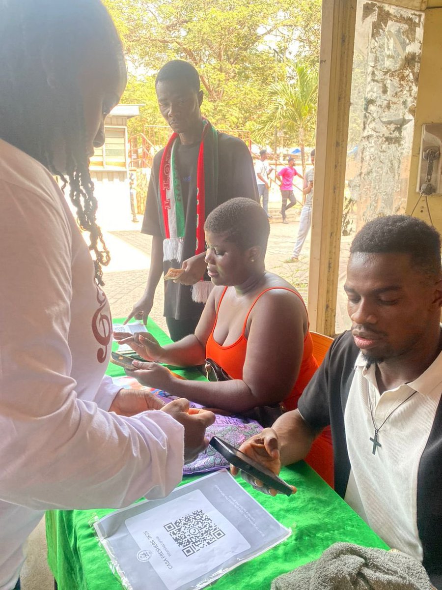 tein_ugacc's tweet photo. Excerpt of TEIN UG-ACC  freshers and continuing students registration yesterday.
The only vibrant student body on campus!!
We go again today at the forecourt of the basement 
#teinugacc 
#teininthecity 
#Youthpower https://t.co/91B28VSHLA