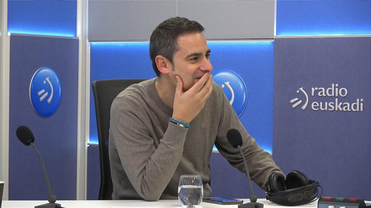 Boulevard Radio Euskadi (@boulevardeitb) on Twitter photo 📻 Ahora, <a href="/Boulevardeitb/">Boulevard Radio Euskadi</a> en @RadioEuskadi y en ETB2 (<a href="/euskaltelebista/">ETB</a>):
🎙️ <a href="/EiderHurtado/">Eider Hurtado</a> entrevista a Óscar Lage, responsable de Ciberseguridad de <a href="/tecnalia/">TECNALIA</a>
🔴 𝑬𝒏 𝑫𝒊𝒓𝒆𝒄𝒕𝒐
eitb.eus/es/radio/radio… 📻 Ahora, <a href="/Boulevardeitb/">Boulevard Radio Euskadi</a> en @RadioEuskadi y en ETB2 (<a href="/euskaltelebista/">ETB</a>):
🎙️ <a href="/EiderHurtado/">Eider Hurtado</a> entrevista a Óscar Lage, responsable de Ciberseguridad de <a href="/tecnalia/">TECNALIA</a>
🔴 𝑬𝒏 𝑫𝒊𝒓𝒆𝒄𝒕𝒐
eitb.eus/es/radio/radio…
