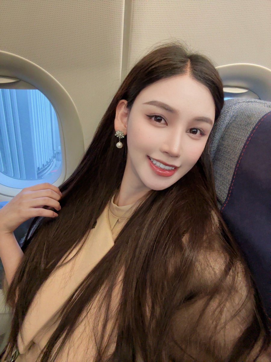 不管有钱没钱，路远路近，都要记得回家过年哦