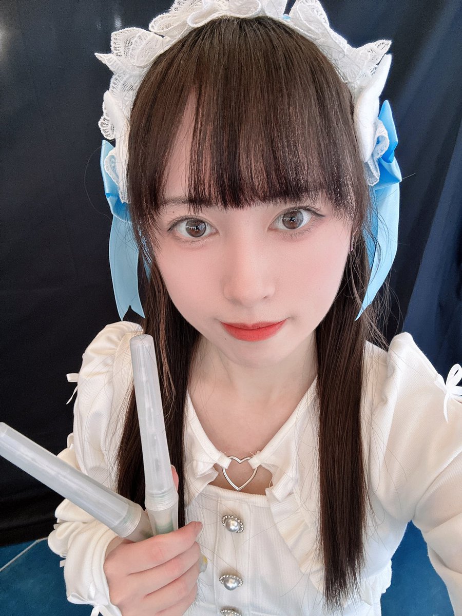 Sode1222's tweet image. ライブ、幸せすぎて🥺言いたいことはたくさんあるけど、何も言えなくなってしまいました。

夢のように遠い場所から深圳に来て、以前ネットでしか知り合えなかったたくさんの友達に会い、たくさんの素晴らしいコラボを見ました。

袖は1月18日という日をずっと忘れないと思います😭😭