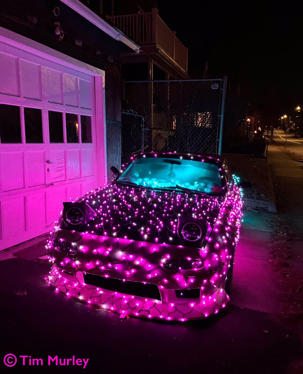 timmurleyart's tweet photo. Car lights that caught my eye. 🚘💗💡 #fastandfurious #fastcars #fastcar #sportscars #streetracing #carracing #nightphotography #carphotography #pink #cars #streetphotography #xmaslights #christmas #christmaslights #carlights #automotive #automobile #sportscar #lexus #tesla #xmas https://t.co/LxEJmu4WMX