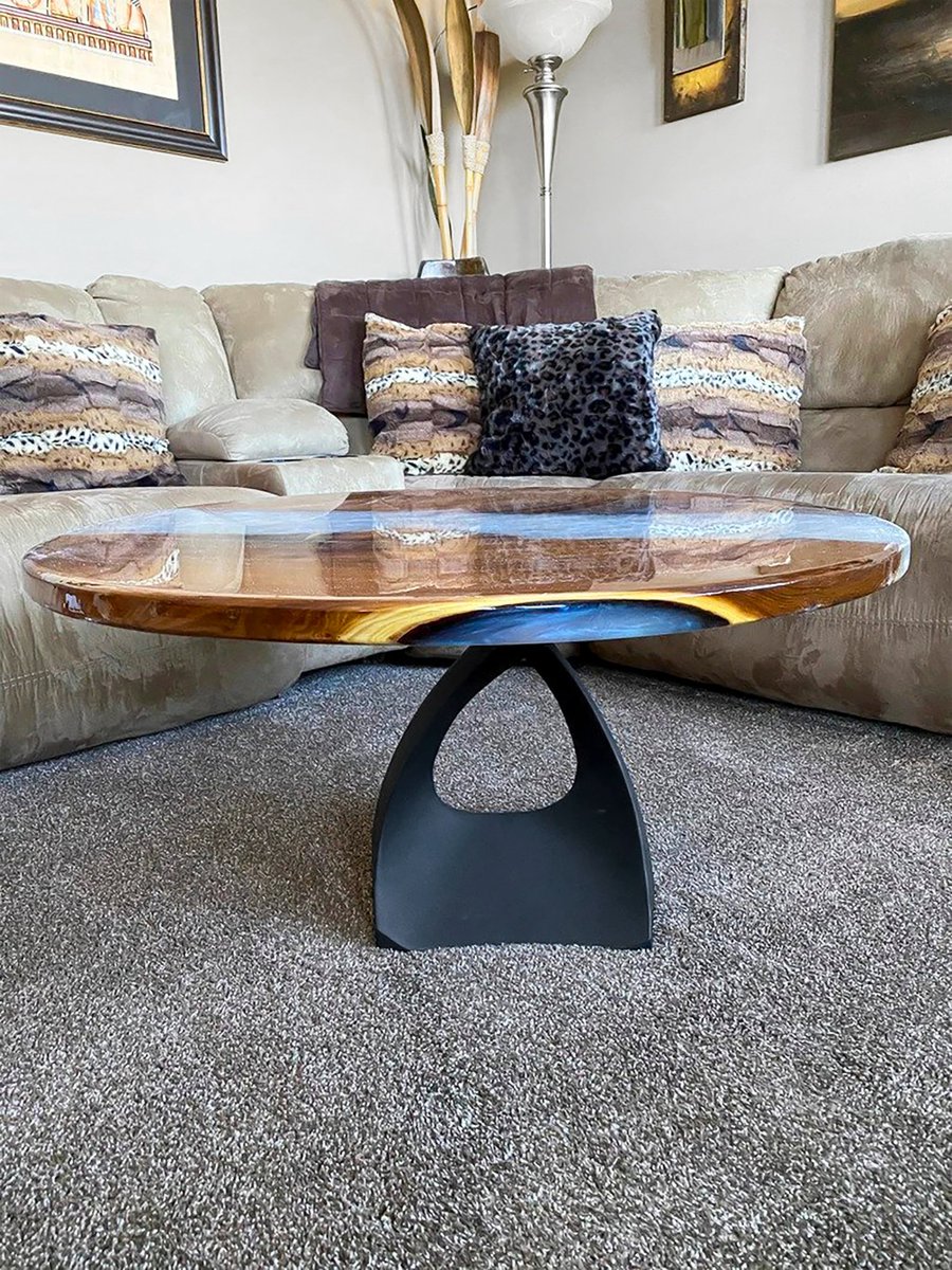 Flowyline_'s tweet photo. Add modern art to your comfort zone with an appealing touch of @calico_customs_design's table and our Tulipe nature-inspired base.

121 Tulipe 16" H coffee table base: https://t.co/sRhNK3SnF8

#flowylinedesign #woodworkingproject #coffeetable #liveedgefurniture #custommade #furniture #metalbase