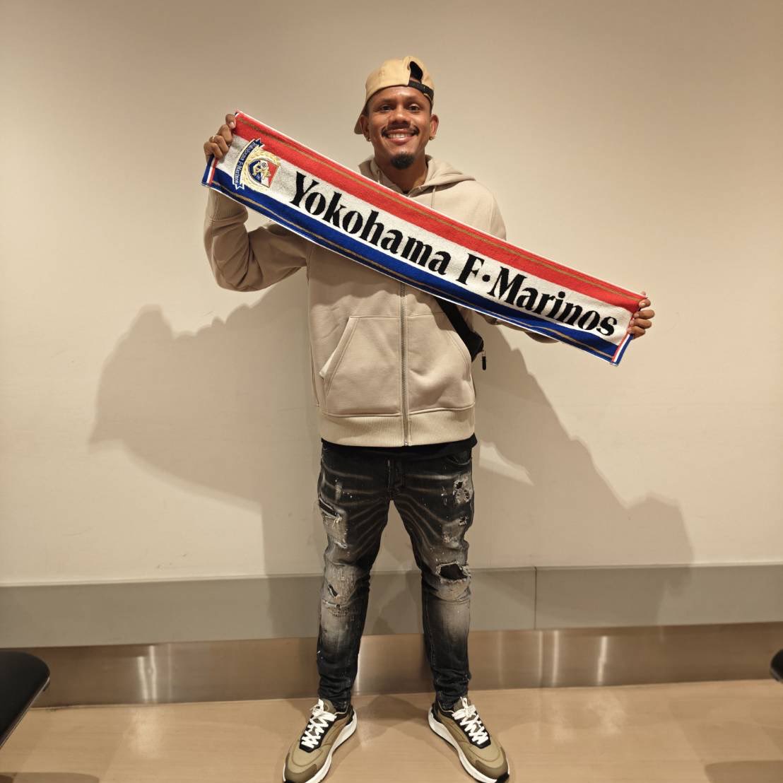 𝟐𝟎𝟐𝟓 𝐒𝐄𝐀𝐒𝐎𝐍 𝐔𝐍𝐈𝐅𝐎𝐑𝐌