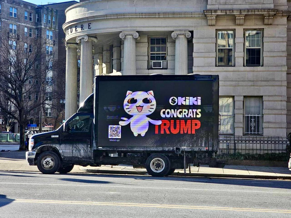 jmsfnt's tweet photo. $KIKI TRUCK STROLLIN AROUND @WhiteHouse  🚀🚀🚀🚀 https://t.co/SqwZeW3NNy