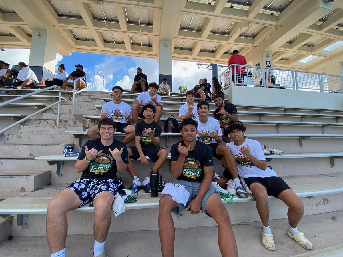 KiaiPieper's tweet image. Had some fun at the @polynesiabowl football camp last week. Always looking forward to getting opportunities and work.