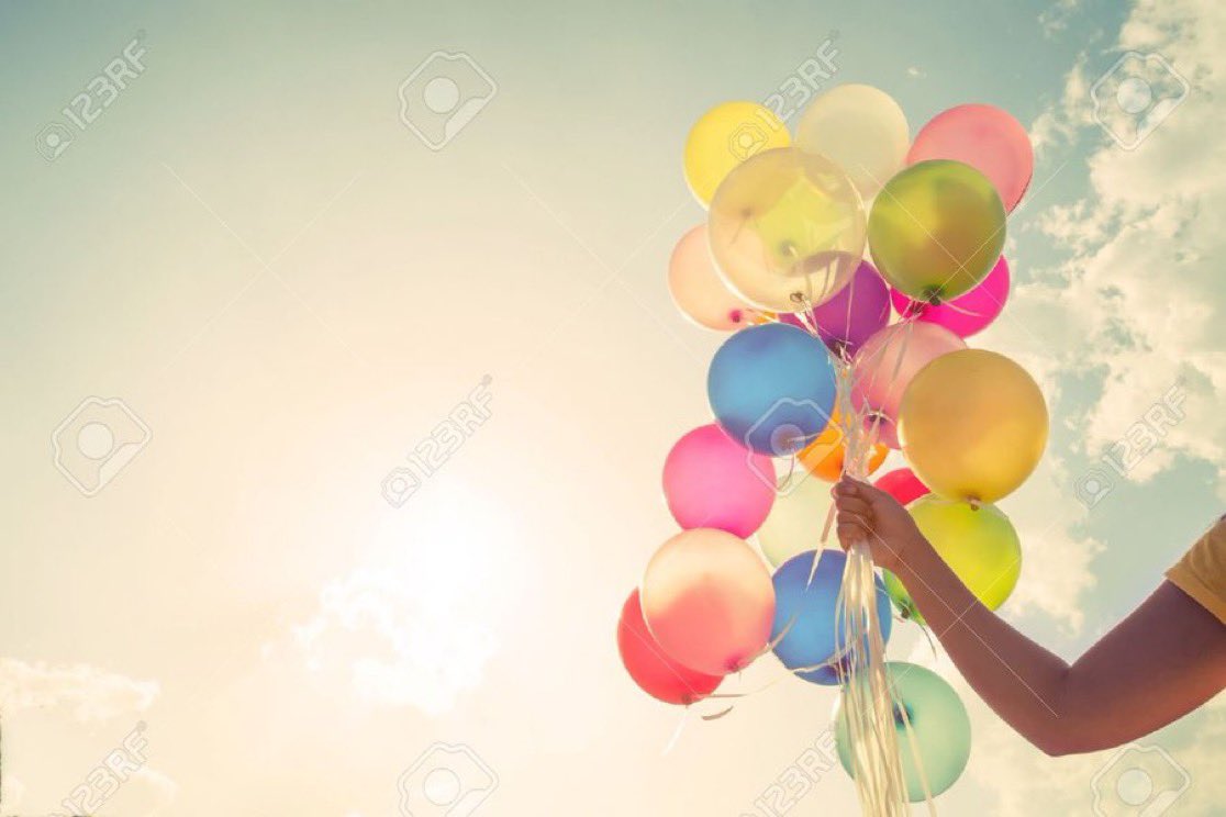 إنما المستقبل لأولئك الذين يؤمنون بجمال أحلامهم .. 🌼

#تفاؤل
