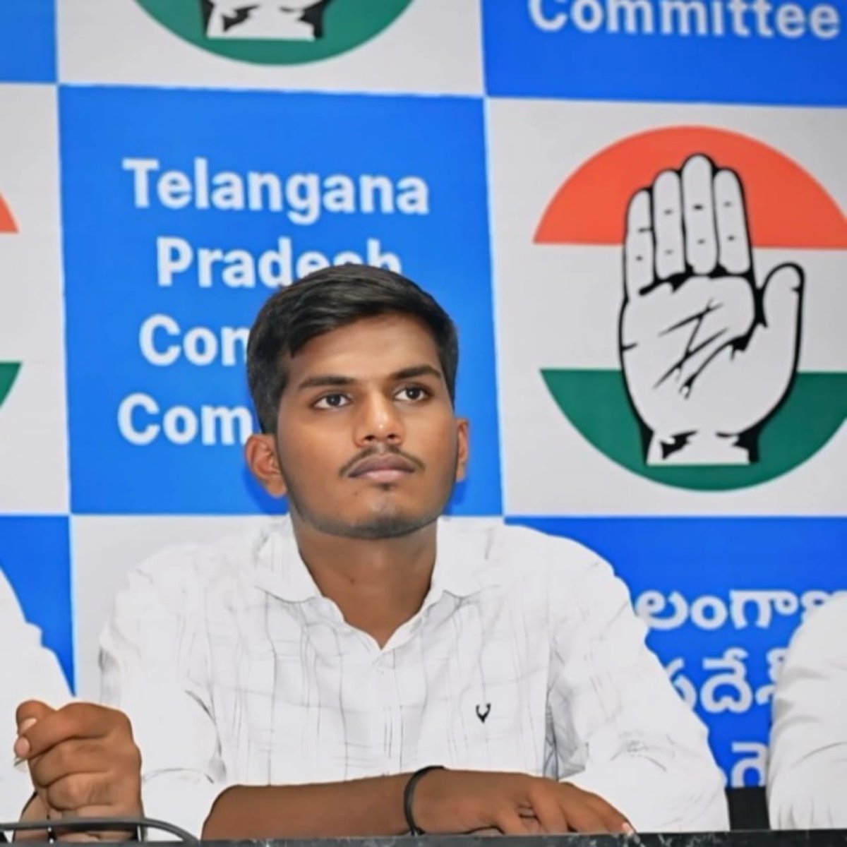 PrakashDSP9's tweet image. Happy Birthday, @Mohankumar_offl💐🎉 (OU PGCS NSUI President ).As you continue to make your mark in politics, may this year bring you even more success, wisdom, and the courage to chase your dreams. Proud of you always! Enjoy your special day! 🎂