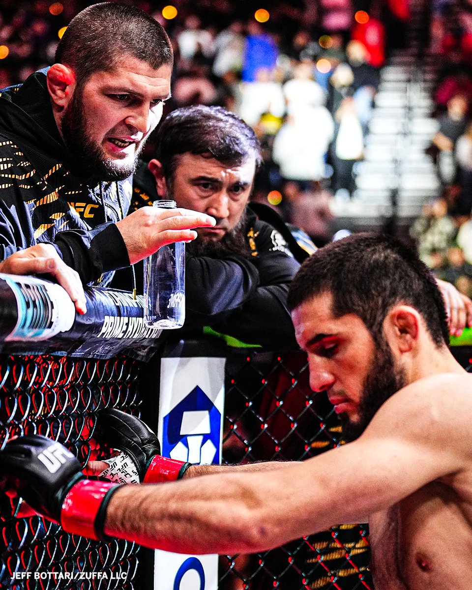 Father's Plan 🦅

This pic of Khabib and Islam 🥶 #UFC311