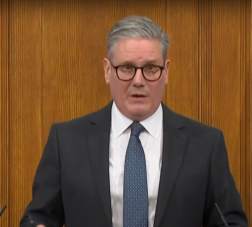 🚨 CONFIRMED: Keir Starmer has admitted that he KNEW ALL ALONG that Axel Rudakubana had links to terrorism.

He lied. He allowed the public to be told he was a choir boy from Wales, then he gaslit the entire nation by calling everyone 'far-right'.

The man is an absolute