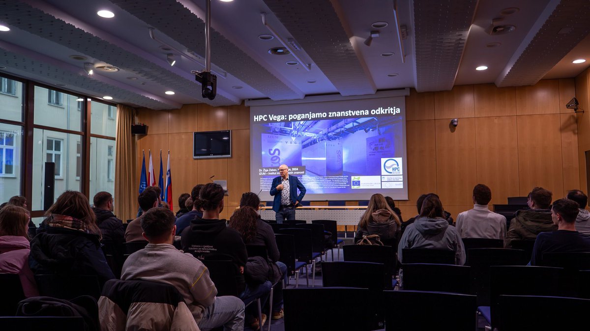 COBISSNET's tweet image. 💻 Včeraj smo v IZUM-u gostili študente Fakultete za računalništvo in informatiko Univerze v Ljubljani!👩‍💻👨‍💻
Predstavili smo jim delovanje HPC Vega, enega najmočnejših superračunalnikov v Evropi, ki so si ga lahko tudi ogledali. 

Hvala za obisk!