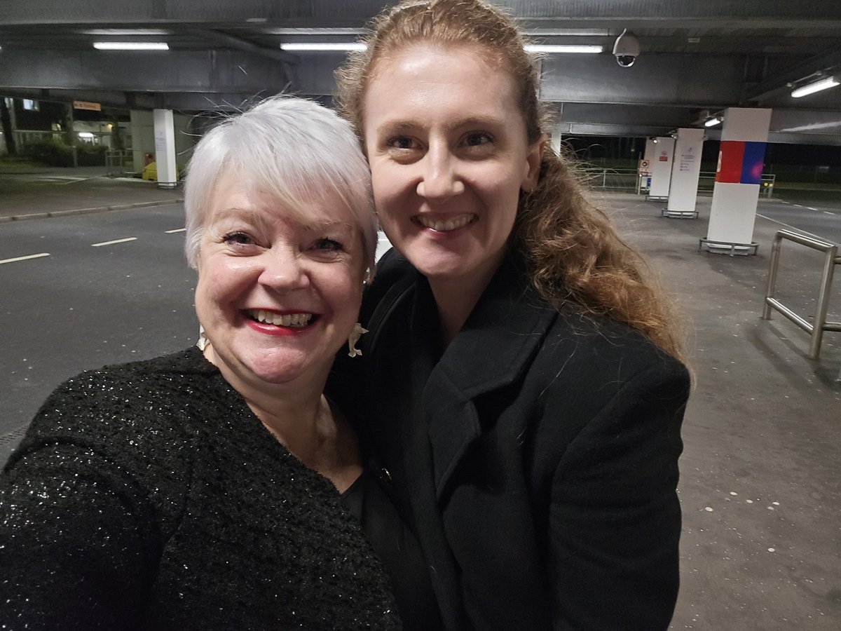 Wozniak Management (@wozmanagement) on Twitter photo So lovely to hang out with <a href="/_HelenBaird/">Helen Baird</a> after her VO job in Glasgow. It wasn't until we got to the airport that we remembered to take a photo 😂🙈 
PS. £5.50 is an outrageous drop-off charge...even though Helen is worth it. Gx So lovely to hang out with <a href="/_HelenBaird/">Helen Baird</a> after her VO job in Glasgow. It wasn't until we got to the airport that we remembered to take a photo 😂🙈 
PS. £5.50 is an outrageous drop-off charge...even though Helen is worth it. Gx